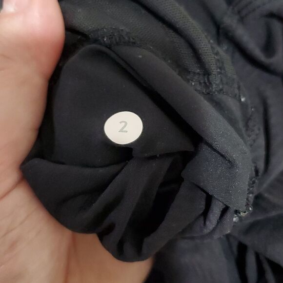 Lululemon street to studio black pants - Picture 6 of 6